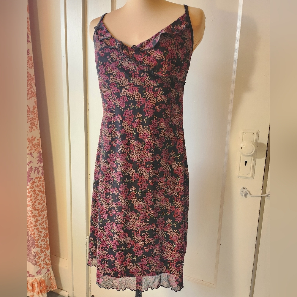 Vintage 90s/Y2K Babydoll Empire Black Pink Floral Lettuce-Edge Mesh Mini Dress L